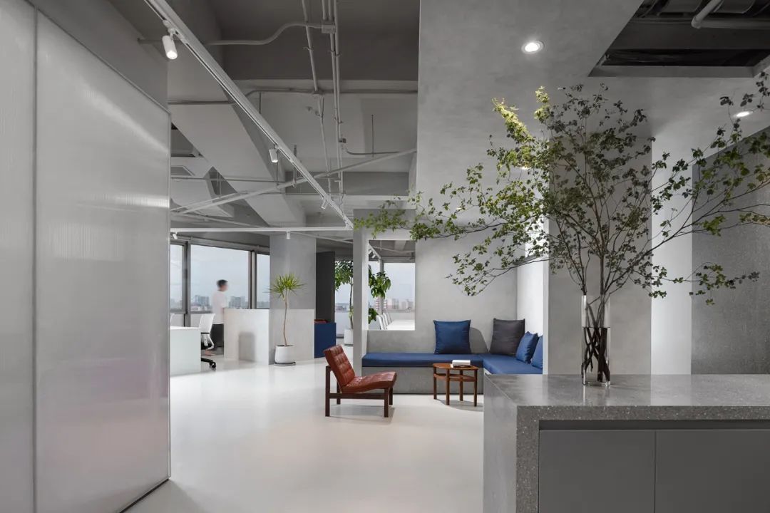 清水混凝土裝飾是如何建成的？